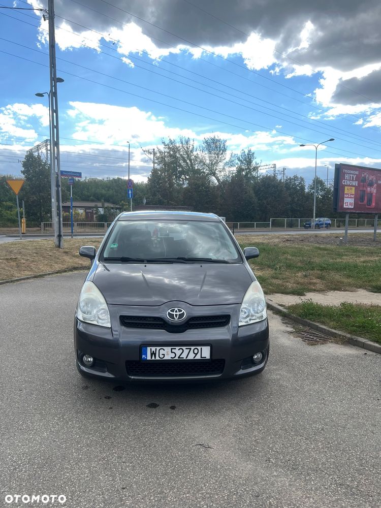 Toyota Corolla Verso 1.8 Premium + 7os MM - 2
