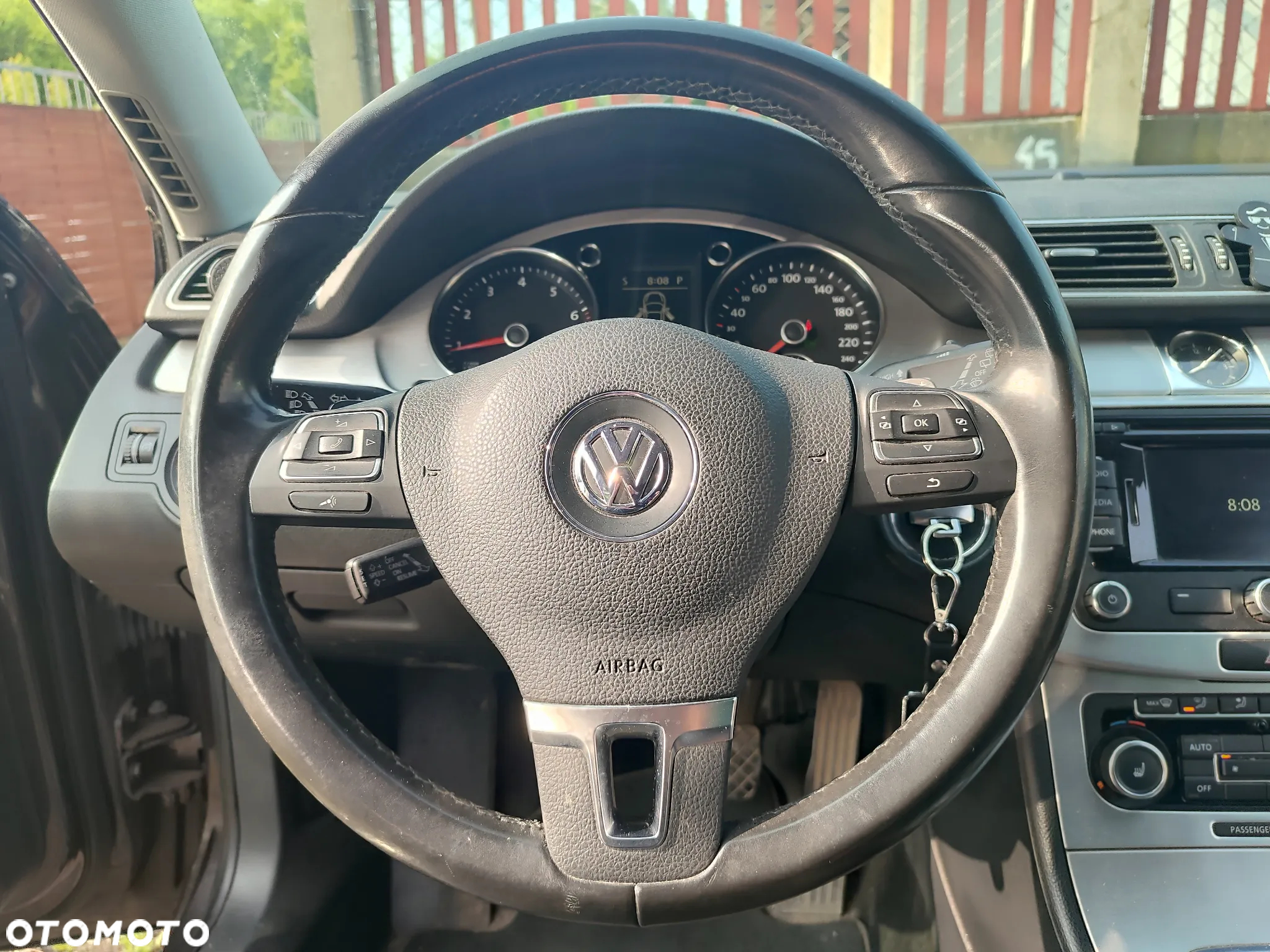 Volkswagen Passat 1.8 TSI Comfortline DSG - 8