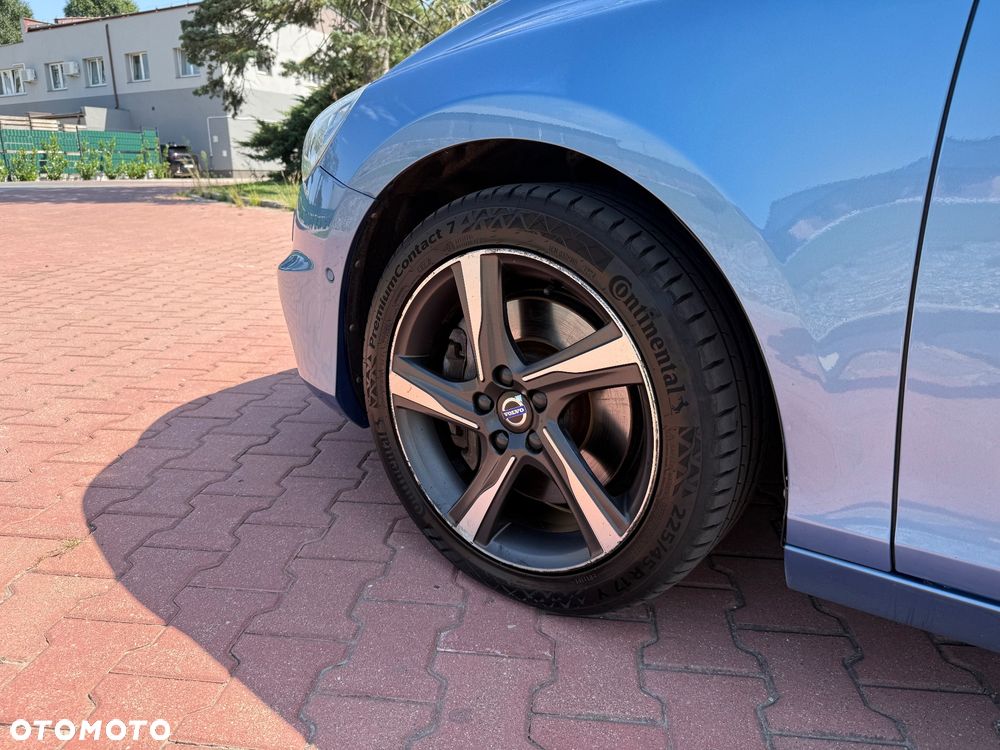 Volvo V40 T3 Drive-E R-Design Momentum - 18