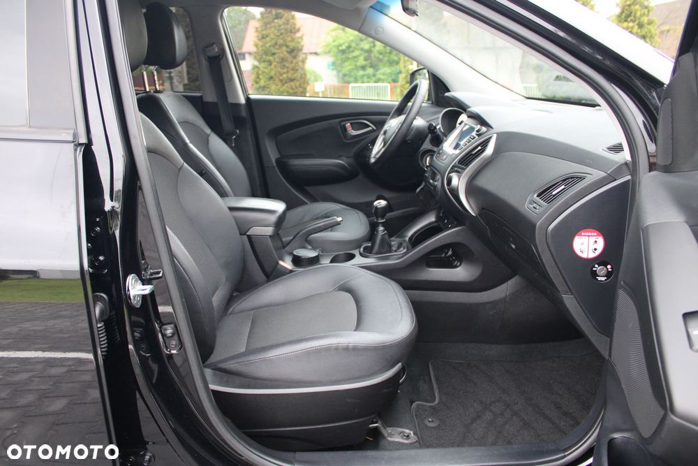Hyundai ix35 1.7 CRDi Premium 2WD - 22