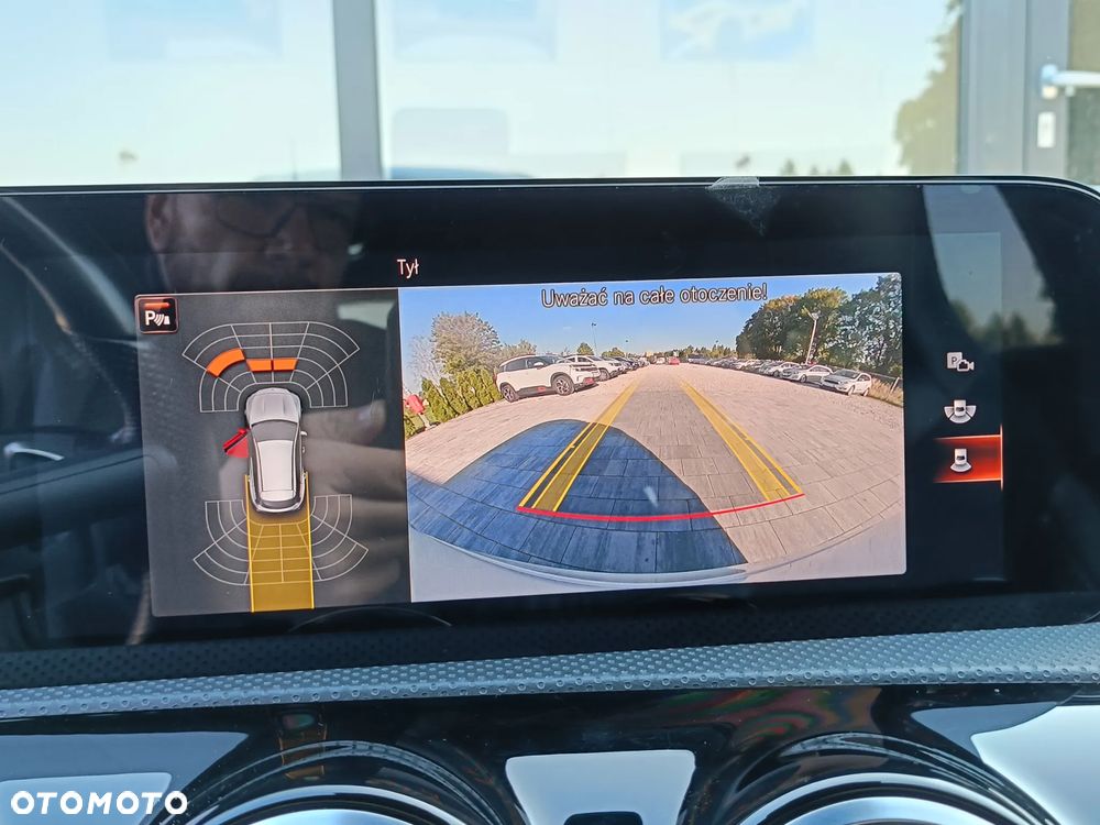 Mercedes-Benz CLA - 24