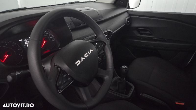 Dacia Logan TCe 90 MT5 Essential - 23