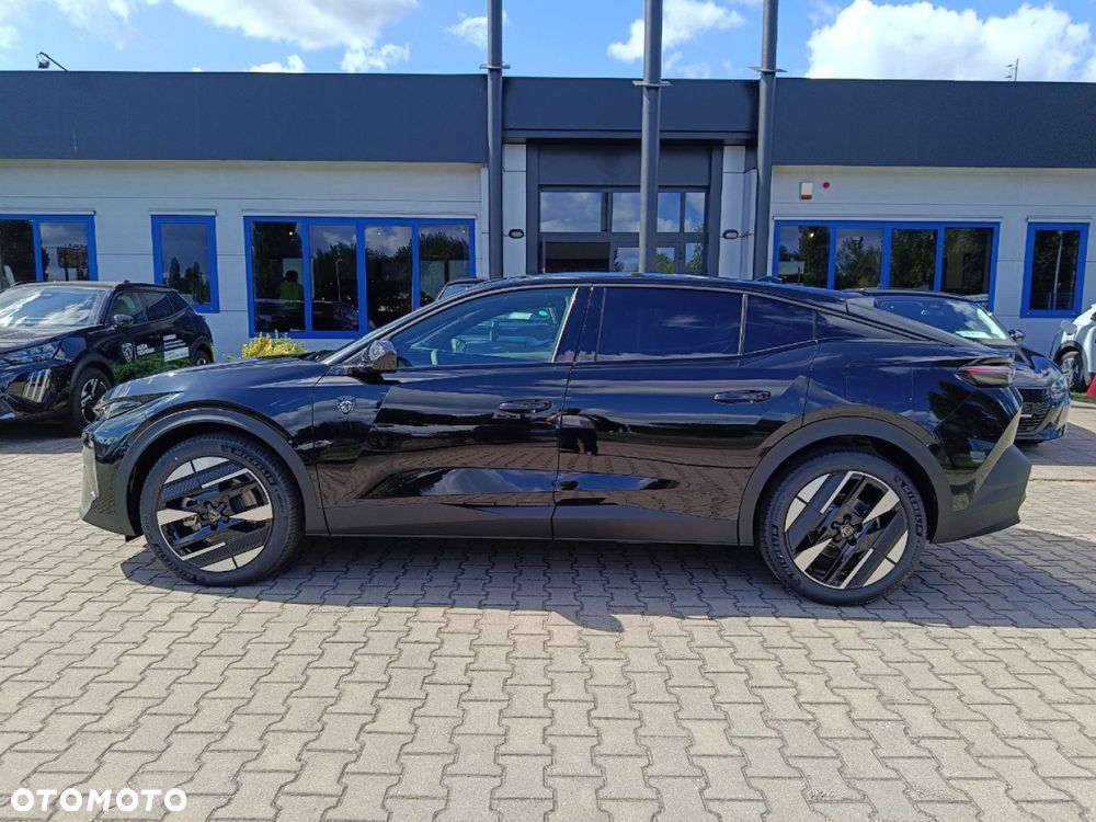 Peugeot 408 - 4