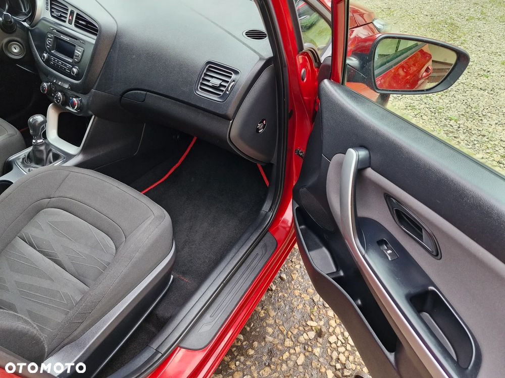 Kia Ceed 1.4 CVVT SW Dream-Team Edition - 21