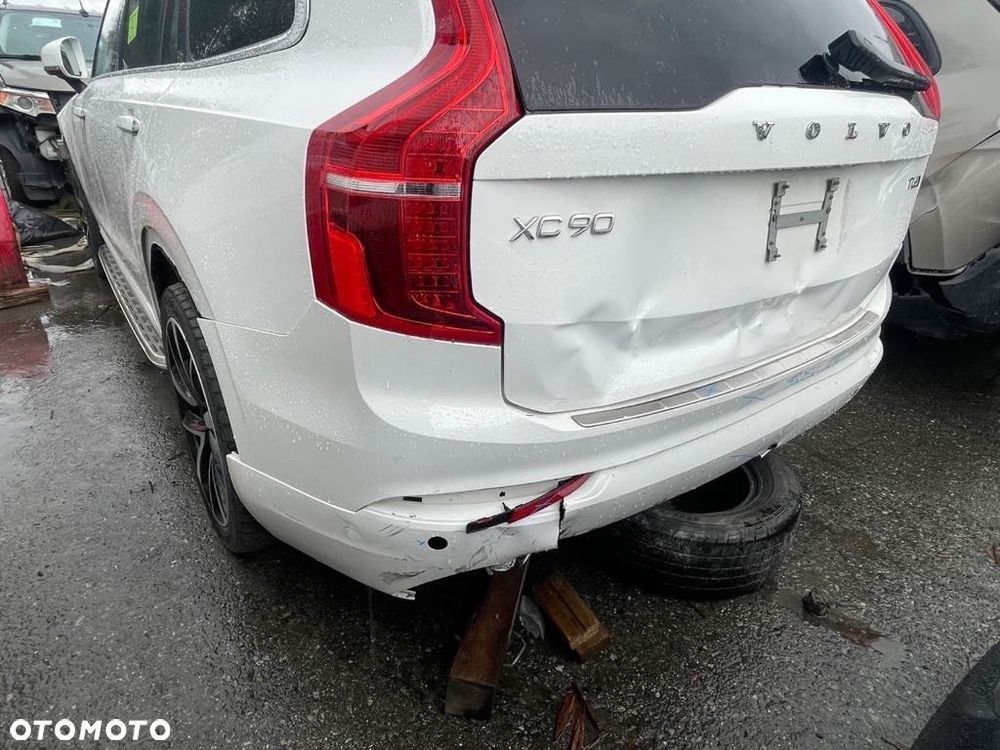 Volvo XC 90 T6 AWD Momentum 7os - 18