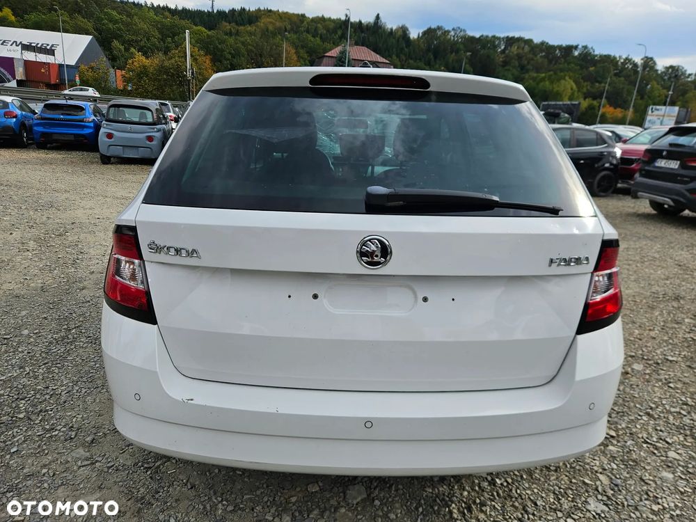 Skoda Fabia 1.0 TSI DSG Drive - 11