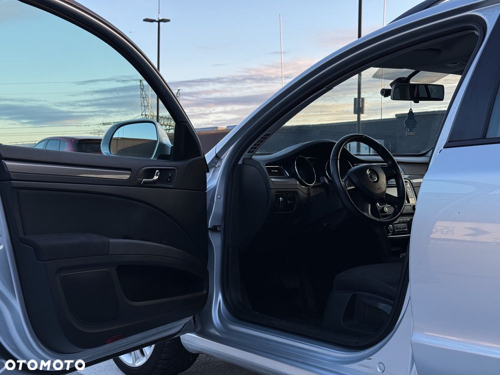 Skoda Superb 1.8 TSI Active DSG - 5