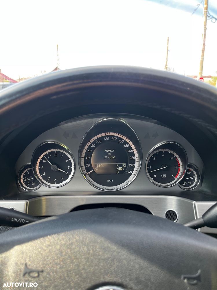 Mercedes-Benz E 350 CDI DPF BlueEFFICIENCY 7G-TRONIC Avantgarde - 20