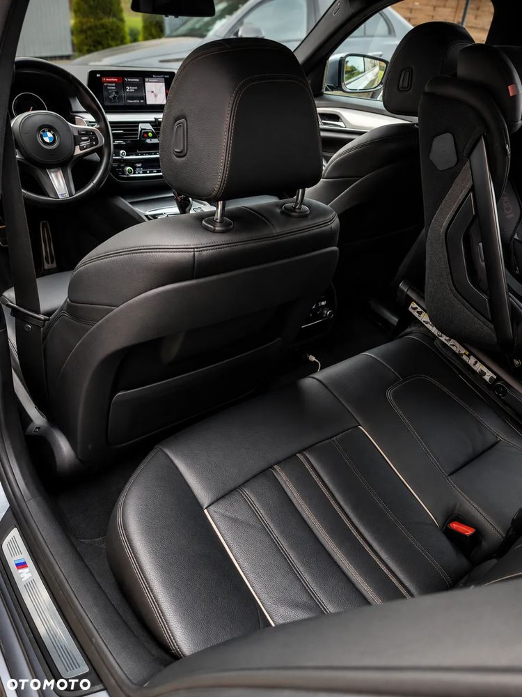 BMW Seria 5 530d M Sport sport - 12