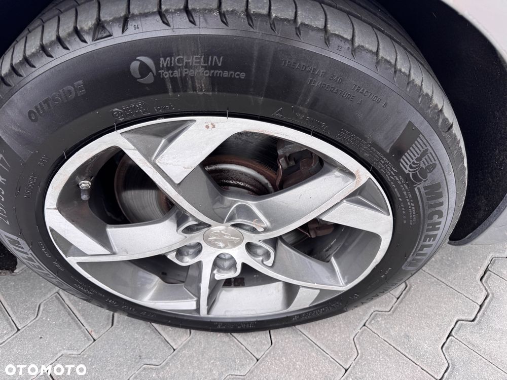 Peugeot 508 BlueHDi FAP 180 Automatik Stop&Start Allure - 29