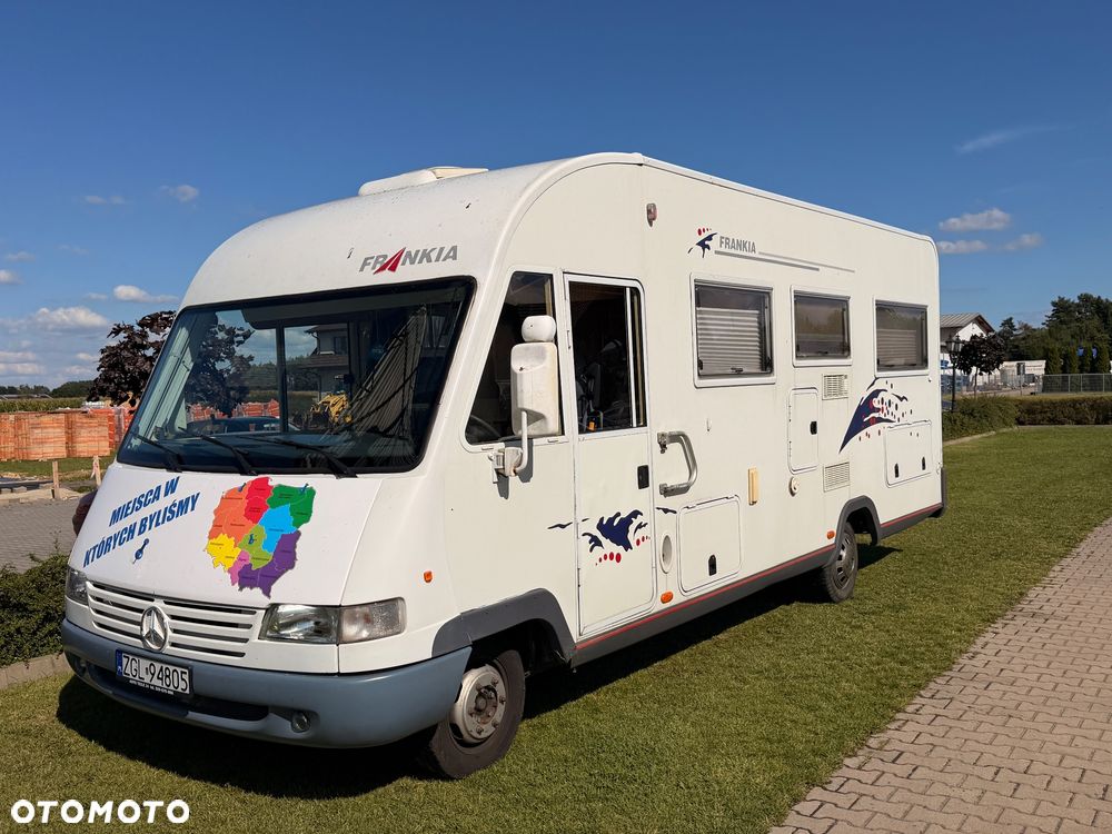 Mercedes-Benz Frankia Long - 1