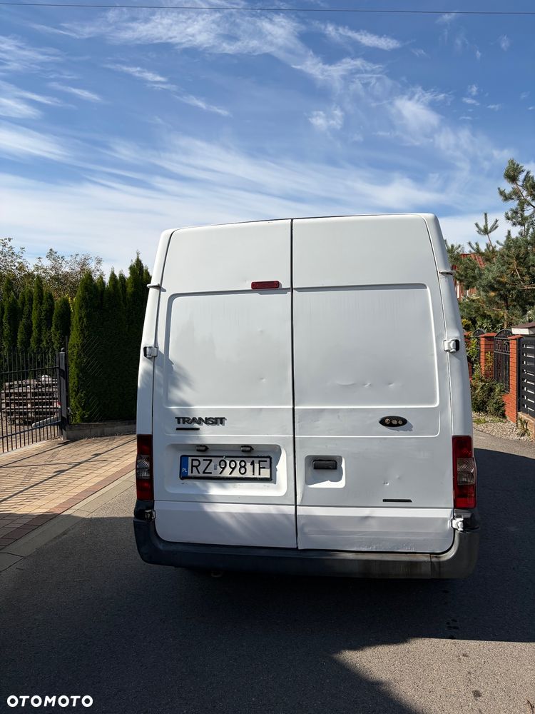 Ford Transit - 11