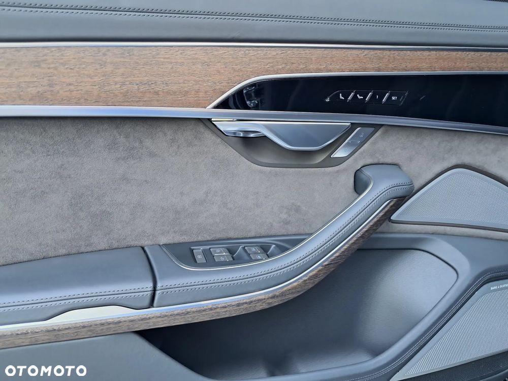 Audi A8 L 55 TFSI mHEV Quattro Tiptr - 13
