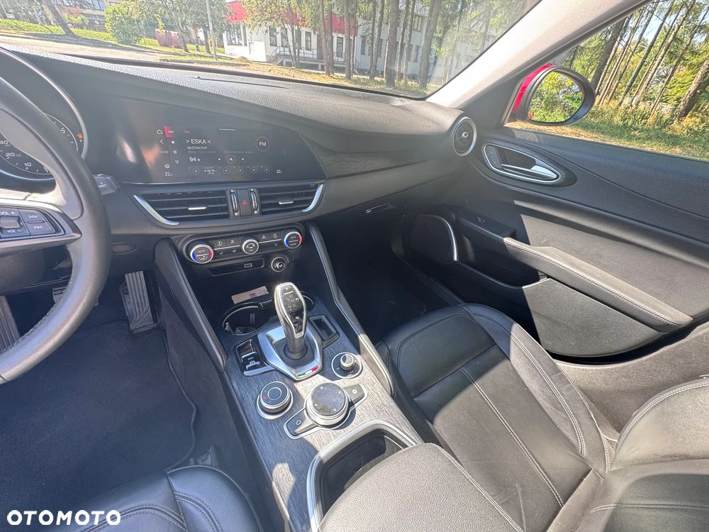 Alfa Romeo Giulia - 21