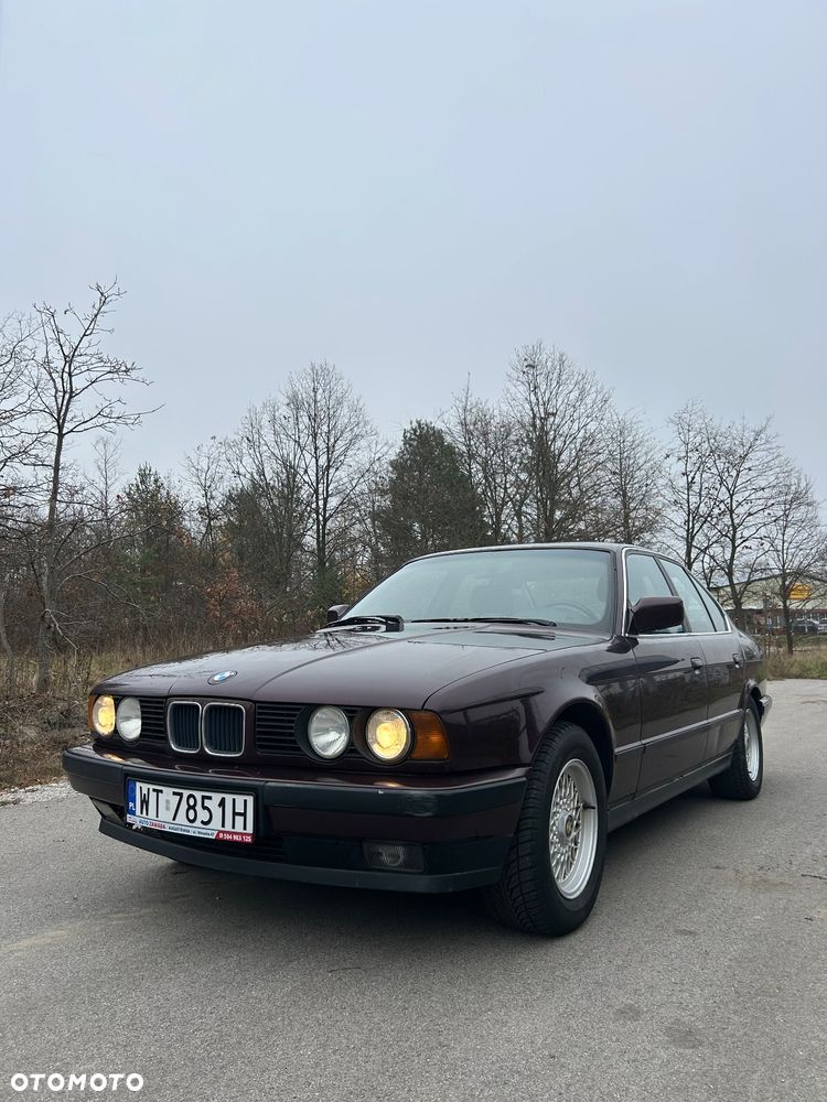 BMW Seria 5 525i - 1