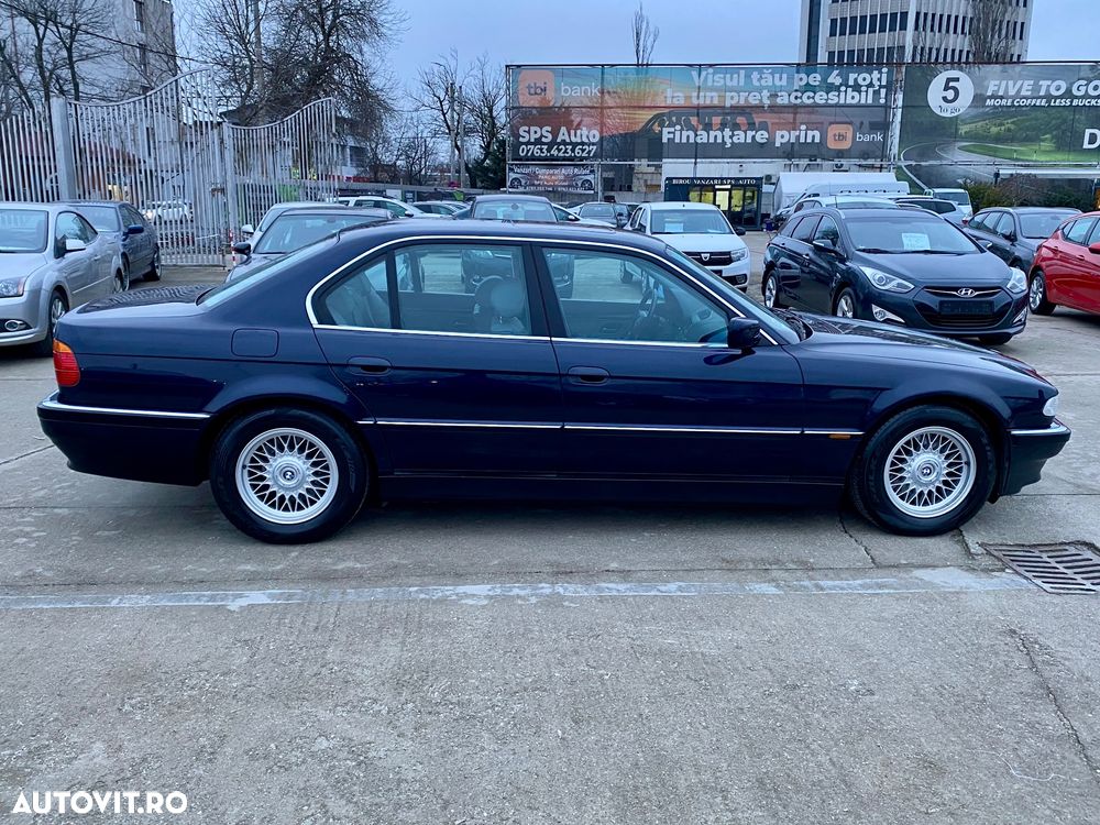 BMW Seria 7 740iA - 12