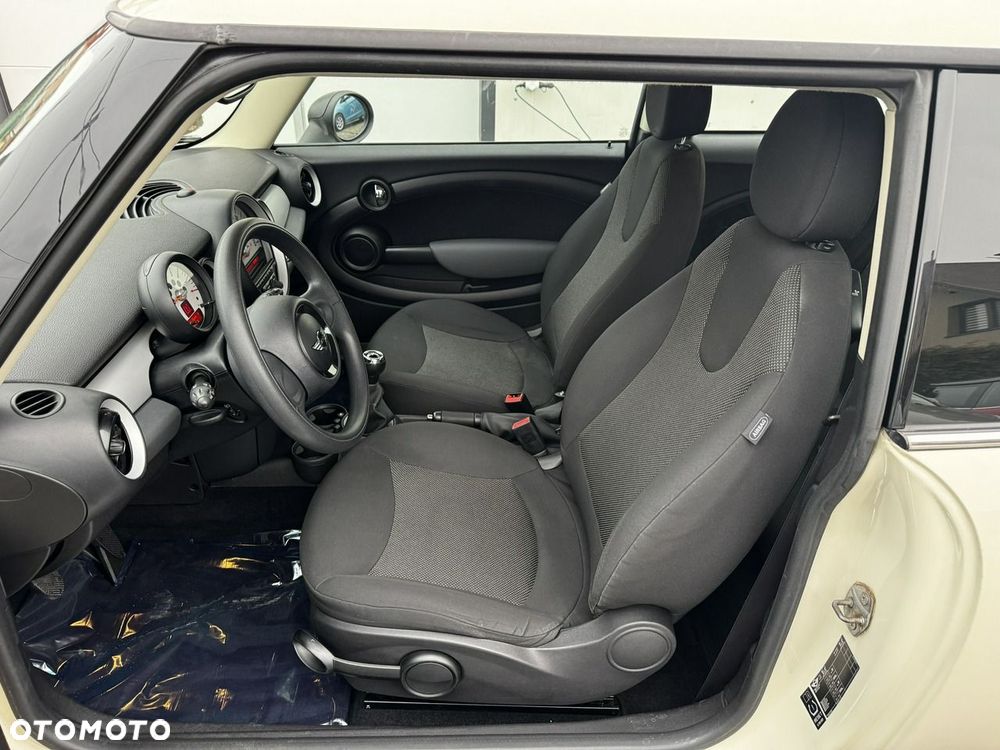 MINI Cooper - 9