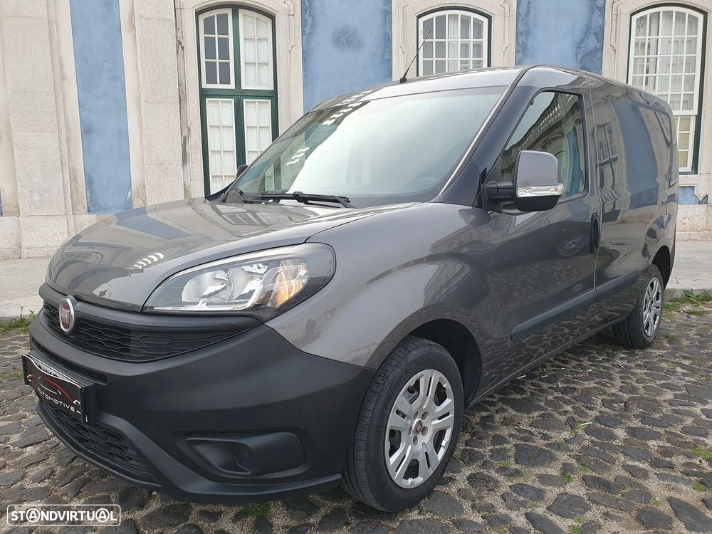 Fiat DOBLO MULTIJET 3 LUGARES A/C - 1