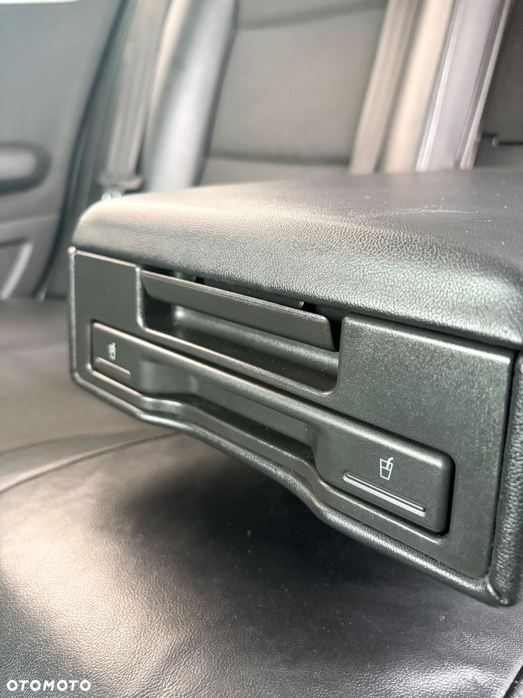 Audi A4 Avant 2.0 TDI Quattro - 16