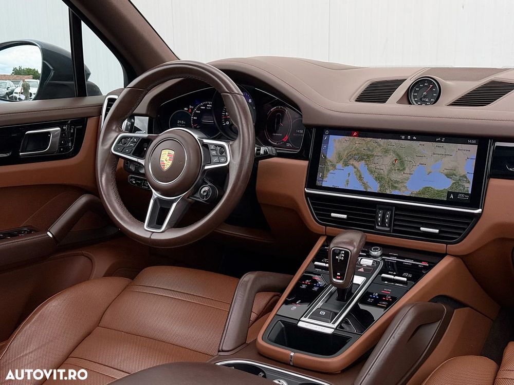 Porsche Cayenne Standard - 15