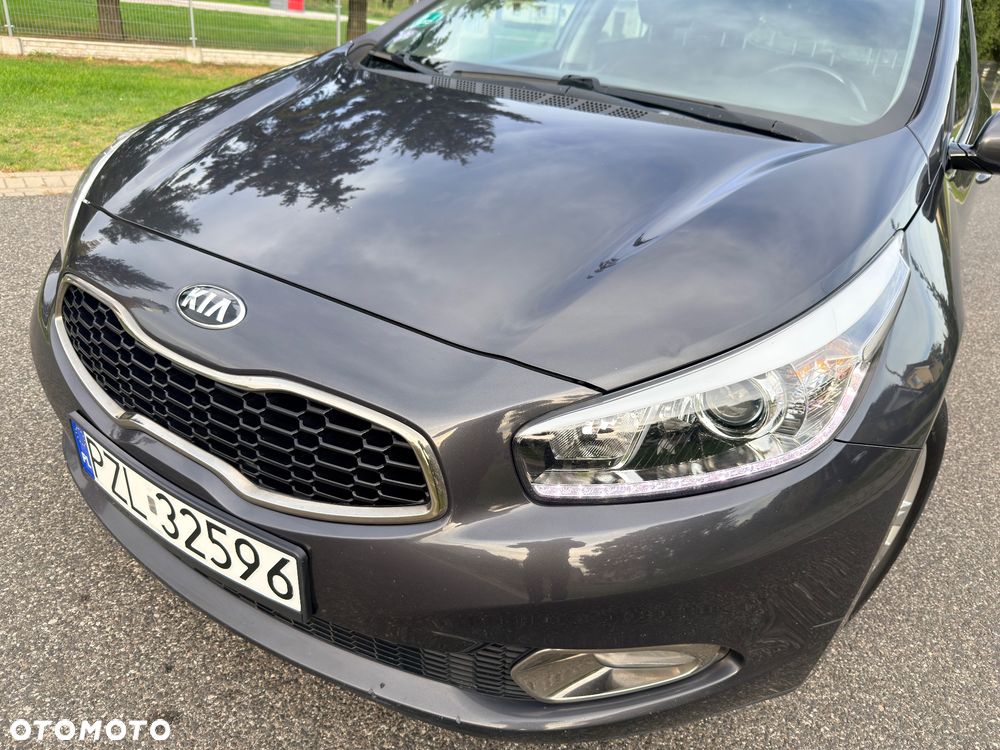 Kia Ceed 1.6 GDI Platinum Edition - 4