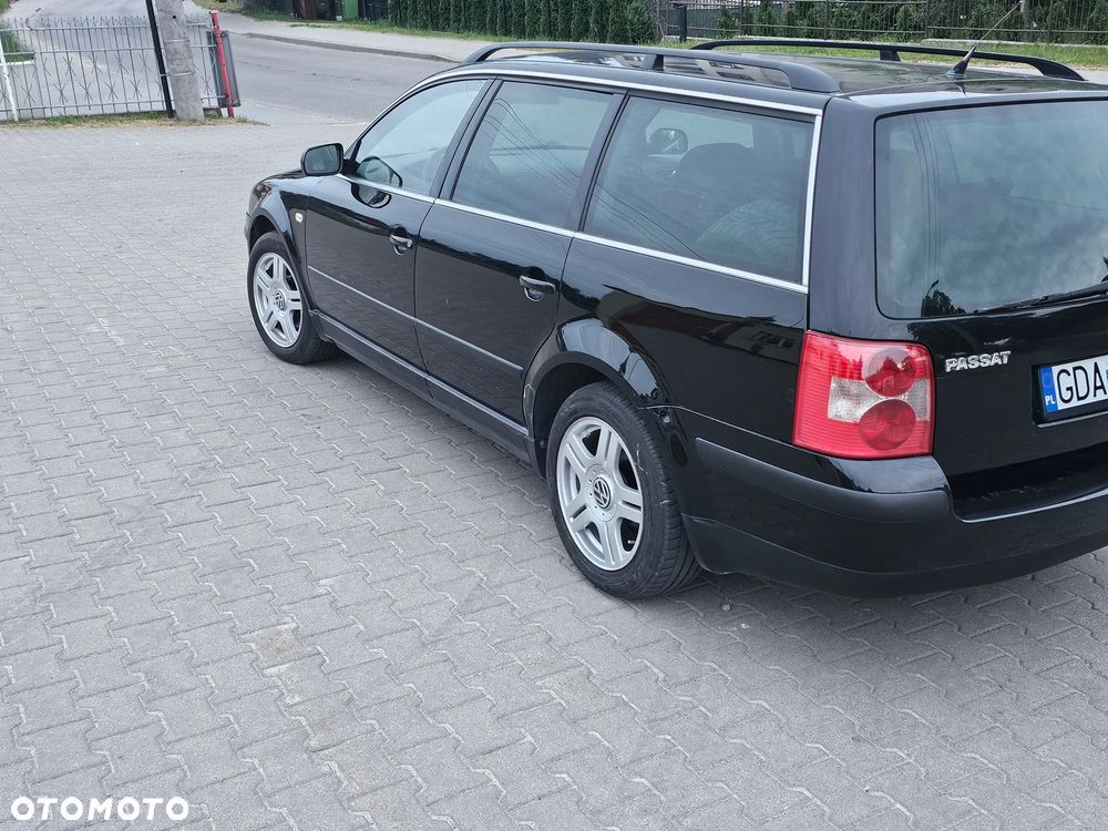 Volkswagen Passat 1.9 TDI Comfortline Family - 4