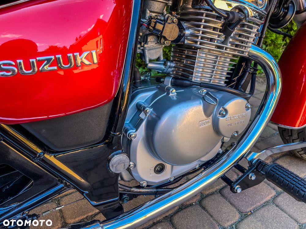 Suzuki Marauder - 16