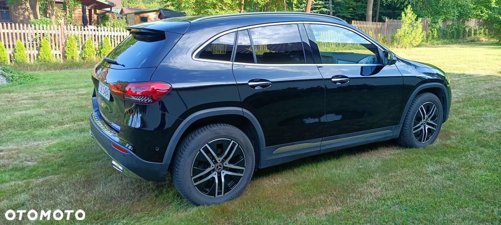 Mercedes-Benz GLA 200 Progressive - 12