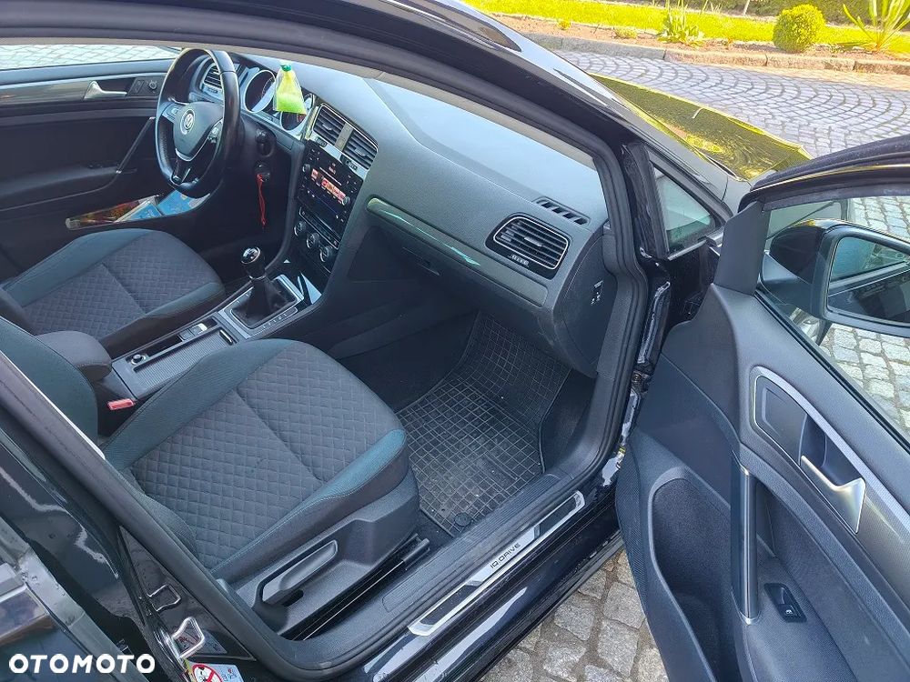 Volkswagen Golf 1.6 TDI SCR IQ.DRIVE - 14
