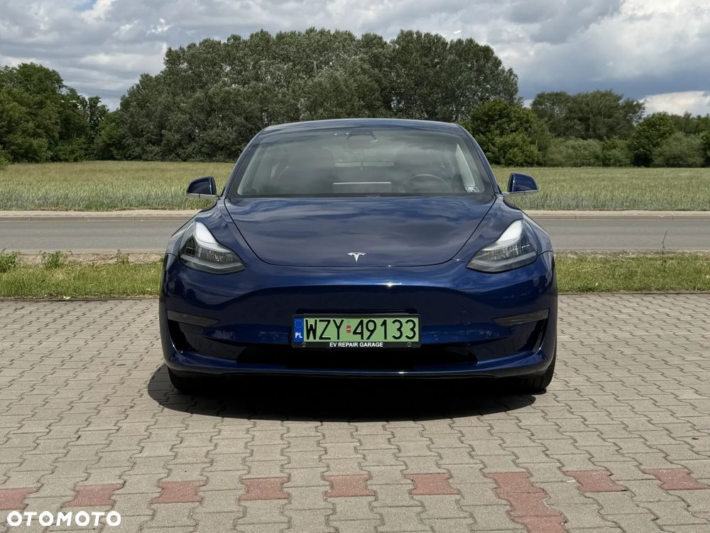Tesla Model 3 Standard Range Plus - 2