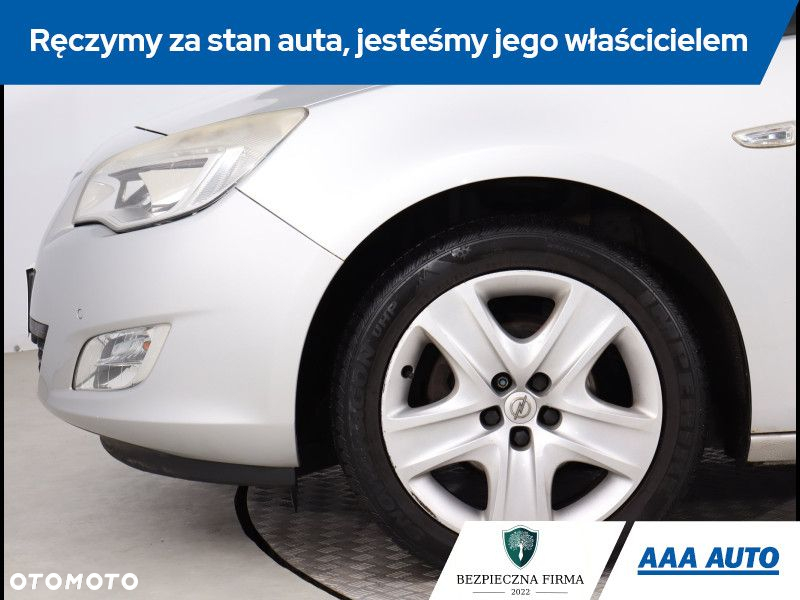 Opel Astra - 16