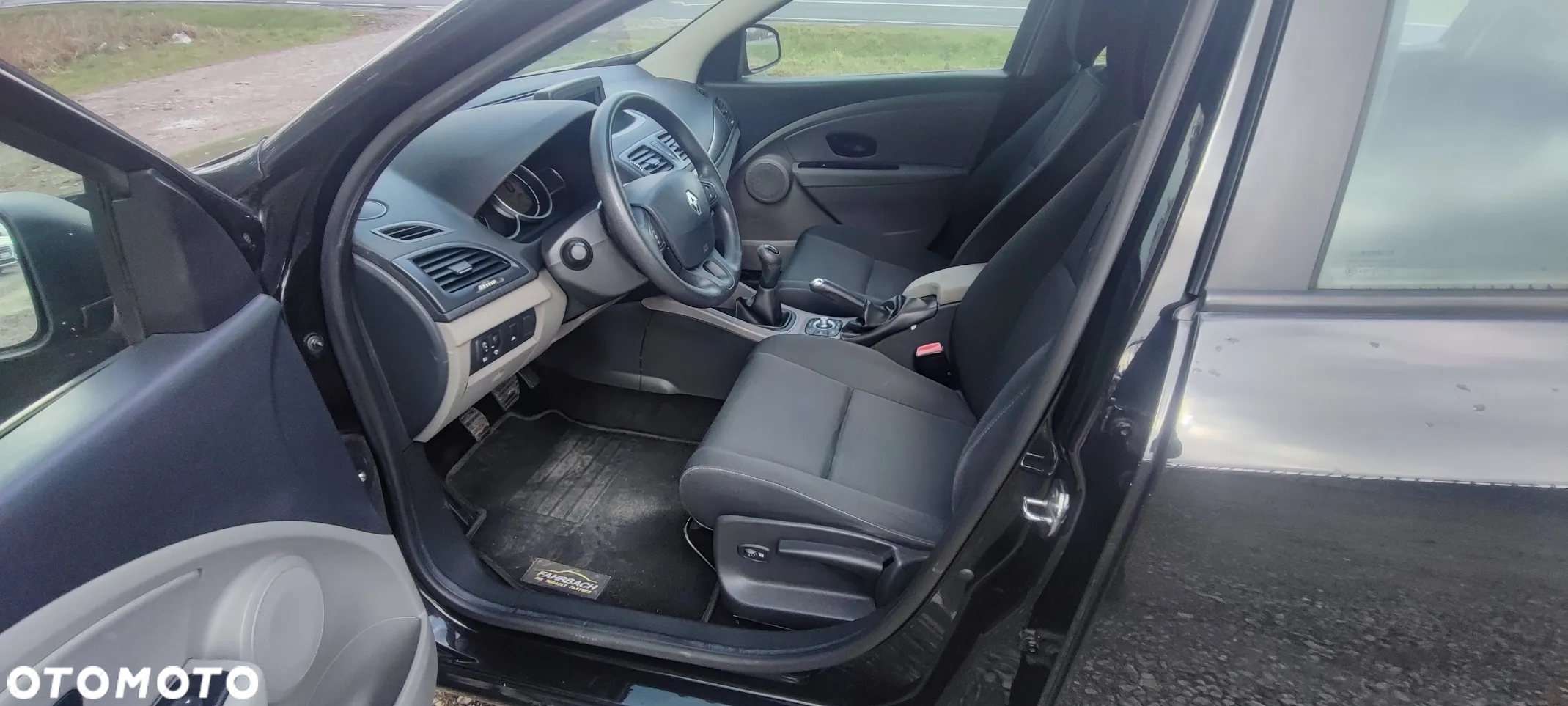 Renault Megane 1.6 16V 100 Expression - 9