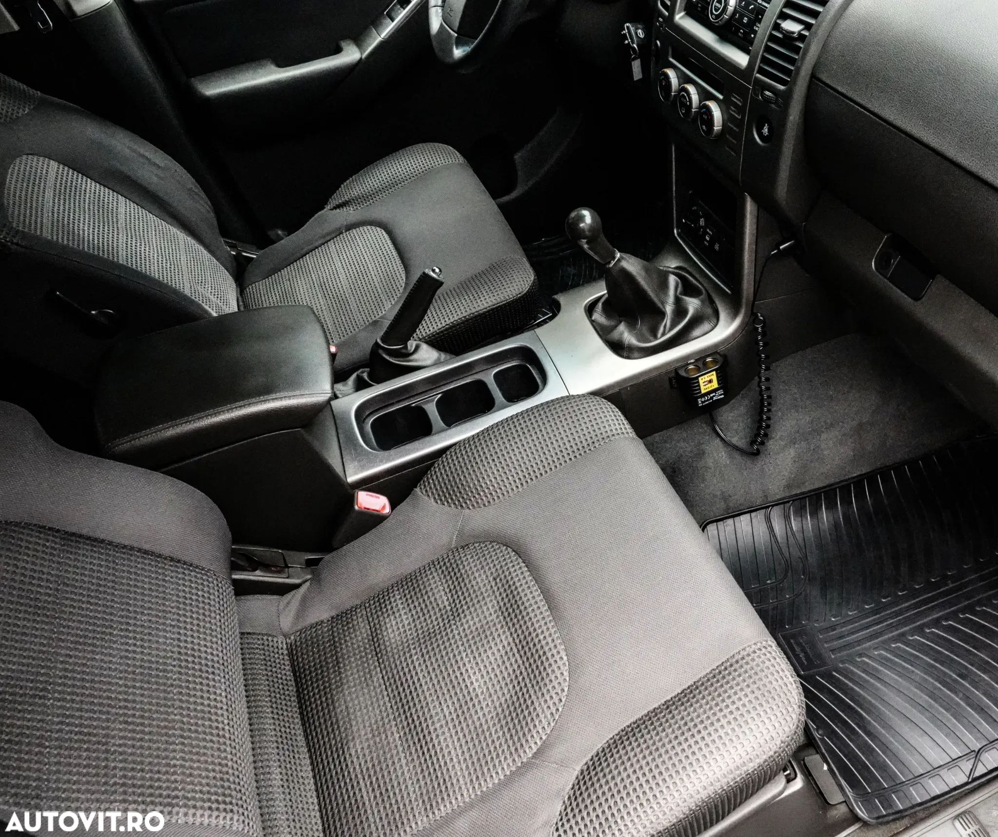 Nissan Pathfinder 2.5 dCi LE Plus - 13