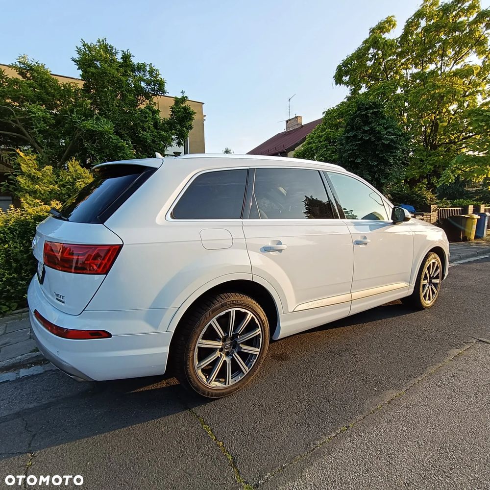 Audi Q7 3.0 TFSI Quattro Tiptronic - 12