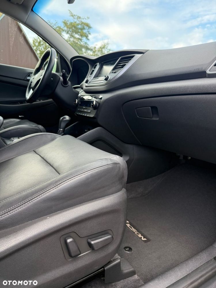 Hyundai Tucson - 32