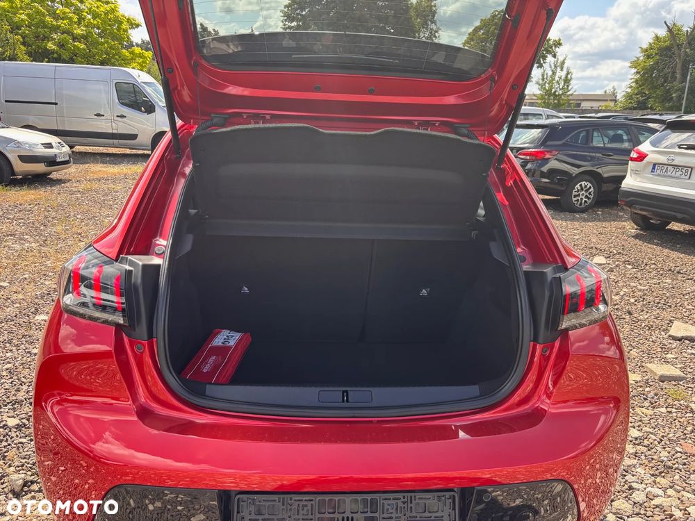 Peugeot 208 PureTech 100 Allure - 24