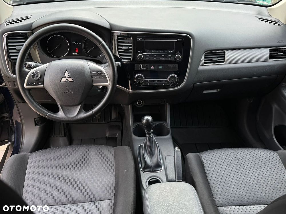 Mitsubishi Outlander 2.2 DID Instyle Navi - 6