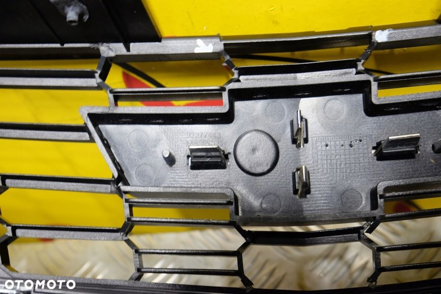 CHEVROLET SS 2014-2017 GRILL ATRAPA PRZÓD USA - 11