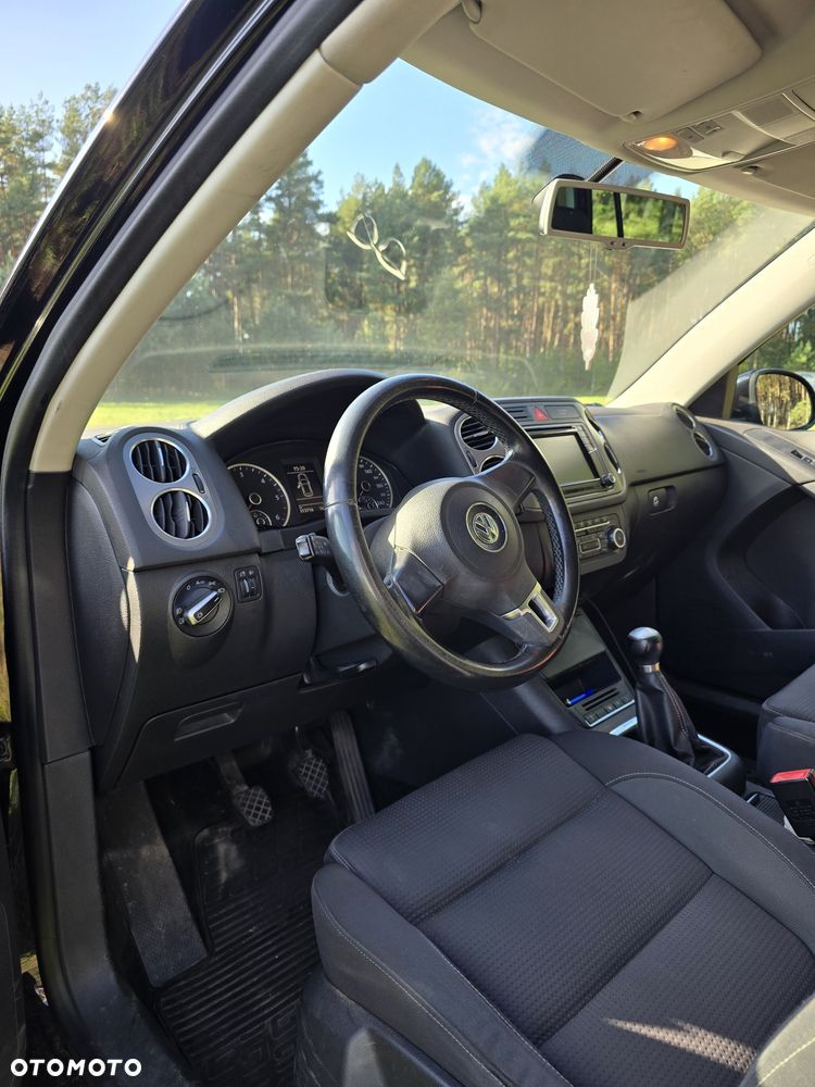 Volkswagen Tiguan - 6