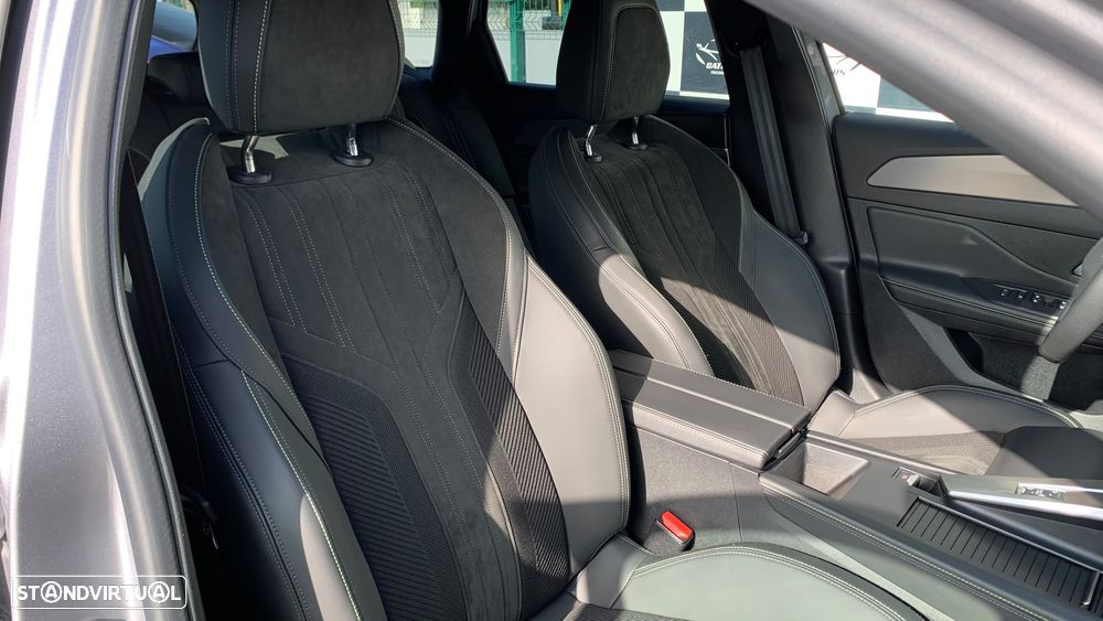 Peugeot 308 SW 1.6 Hybrid GT e-EAT8 - 23