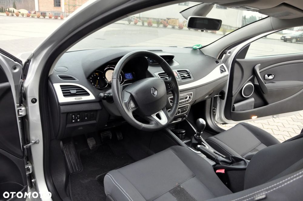 Renault Megane TCe 180 Coupe Dynamique - 31