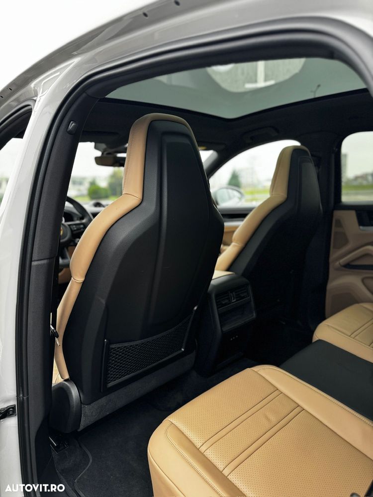 Porsche Cayenne E-Hybrid Tiptronic S - 8