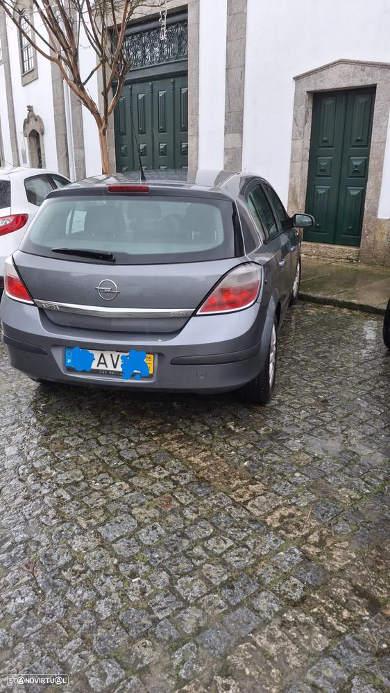 Opel Astra 1.3 CDTI Cosmo - 1