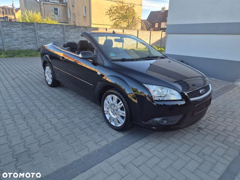 Ford Focus 1.6 Ambiente - 1