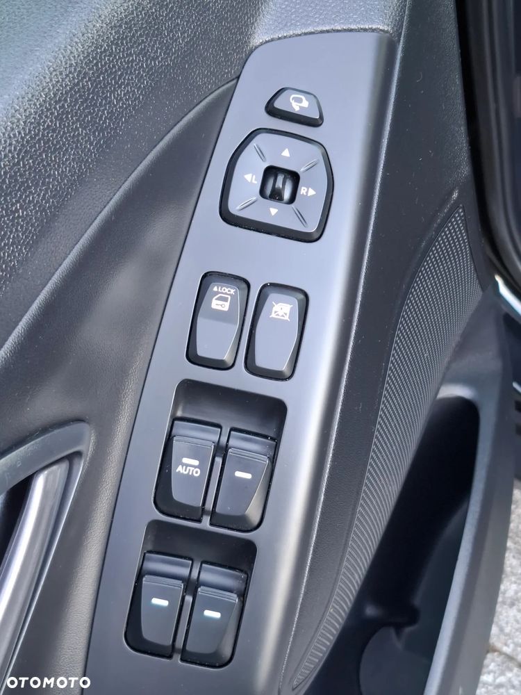 Hyundai ix35 1.6 GDI Premium 2WD - 21