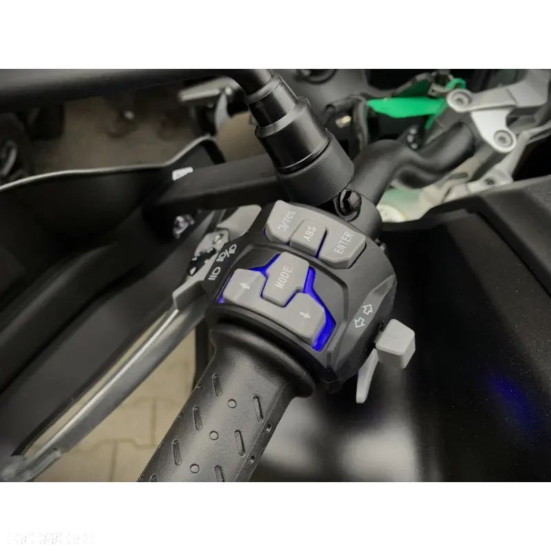 VOGE 525DSX - 7