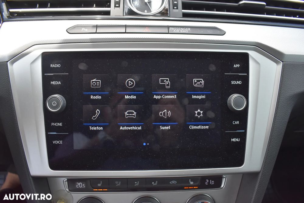 Volkswagen Passat 2.0 TDI DSG Highline - 13