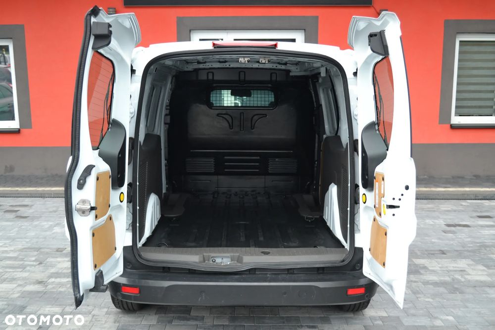 Ford Transit Connect - 14