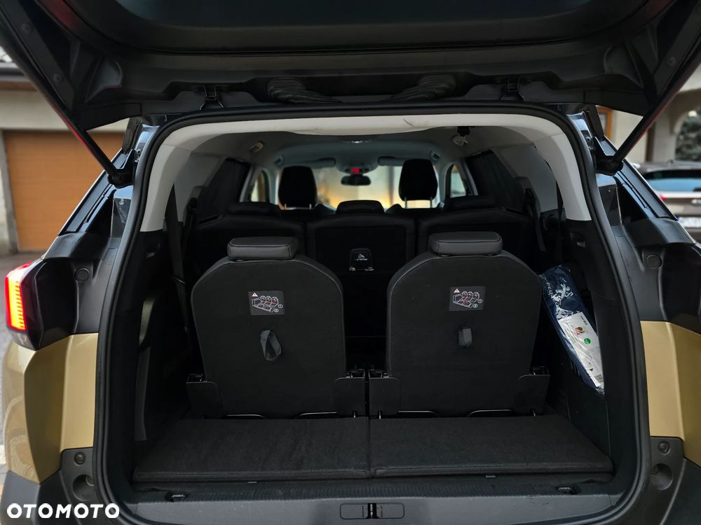 Peugeot 5008 - 26