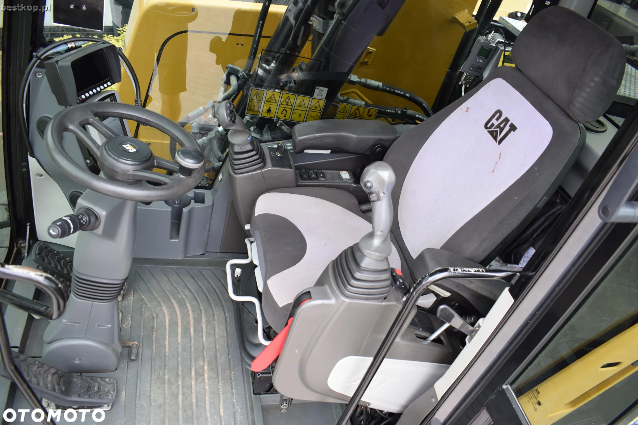 Caterpillar M318F CAT - 28